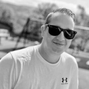 Profile photo of Les Hopkinson